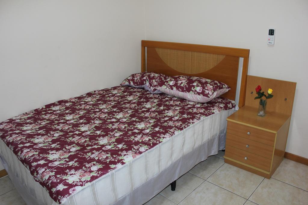 Apartment Em Meia